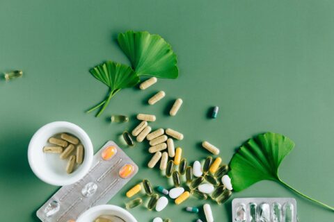 Herbal Supplements To Aid Lucid Dreaming: From Natural Sources to Pill Bottles